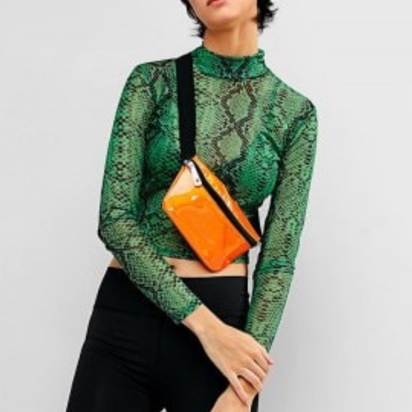 🐍 Green Python Sheer Crop Stop 🐍 - Picture 4 of 5